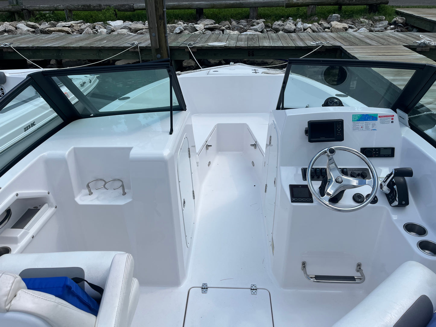 2024 Aquasport 22 Center Console