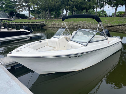 2021 Cobia 220 Dual Console