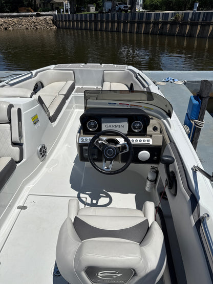 2024 Crownline E230XS