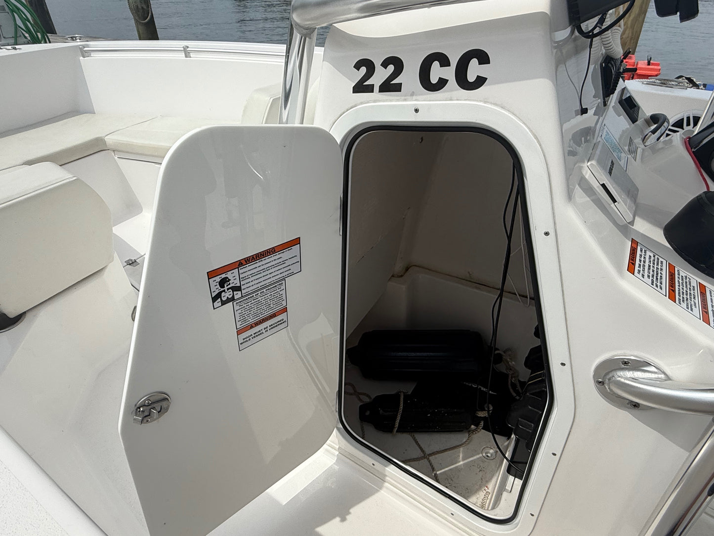2024 Aquasport 22 Center Console
