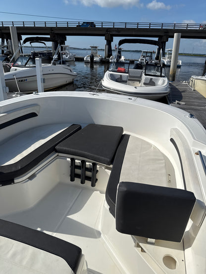 2023 Trophy T24 Center Console