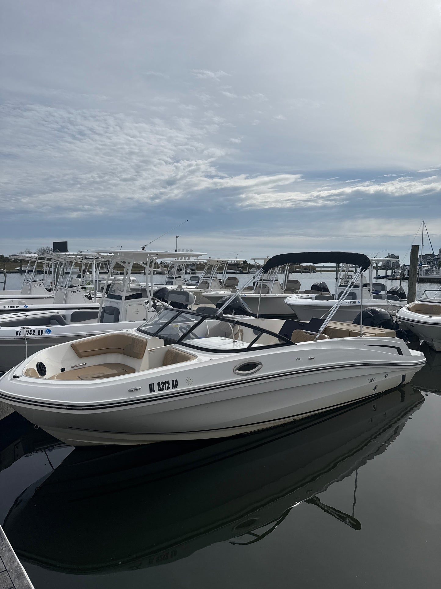 2025 Bayliner VR6 OB