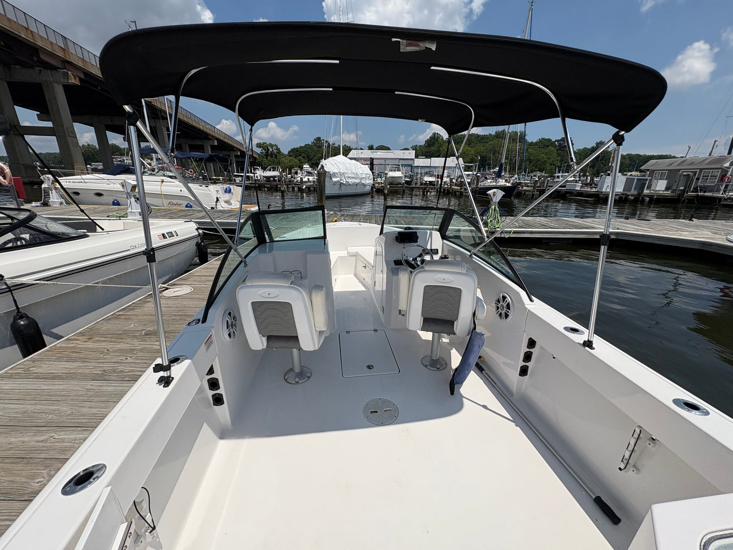 2024 Aquasport 22 Dual Console