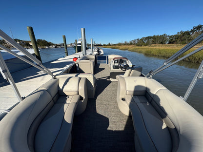 2023 Cypress Cay Seabreeze 232 Tritoon