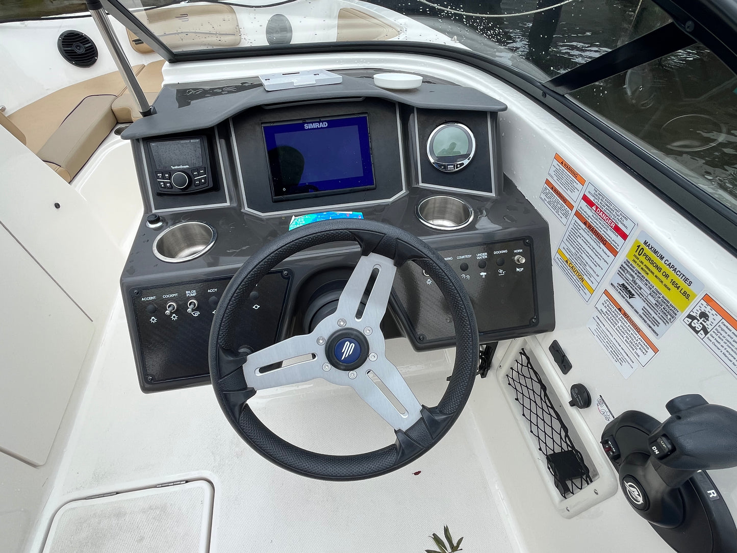 2025 Bayliner VR6 OB