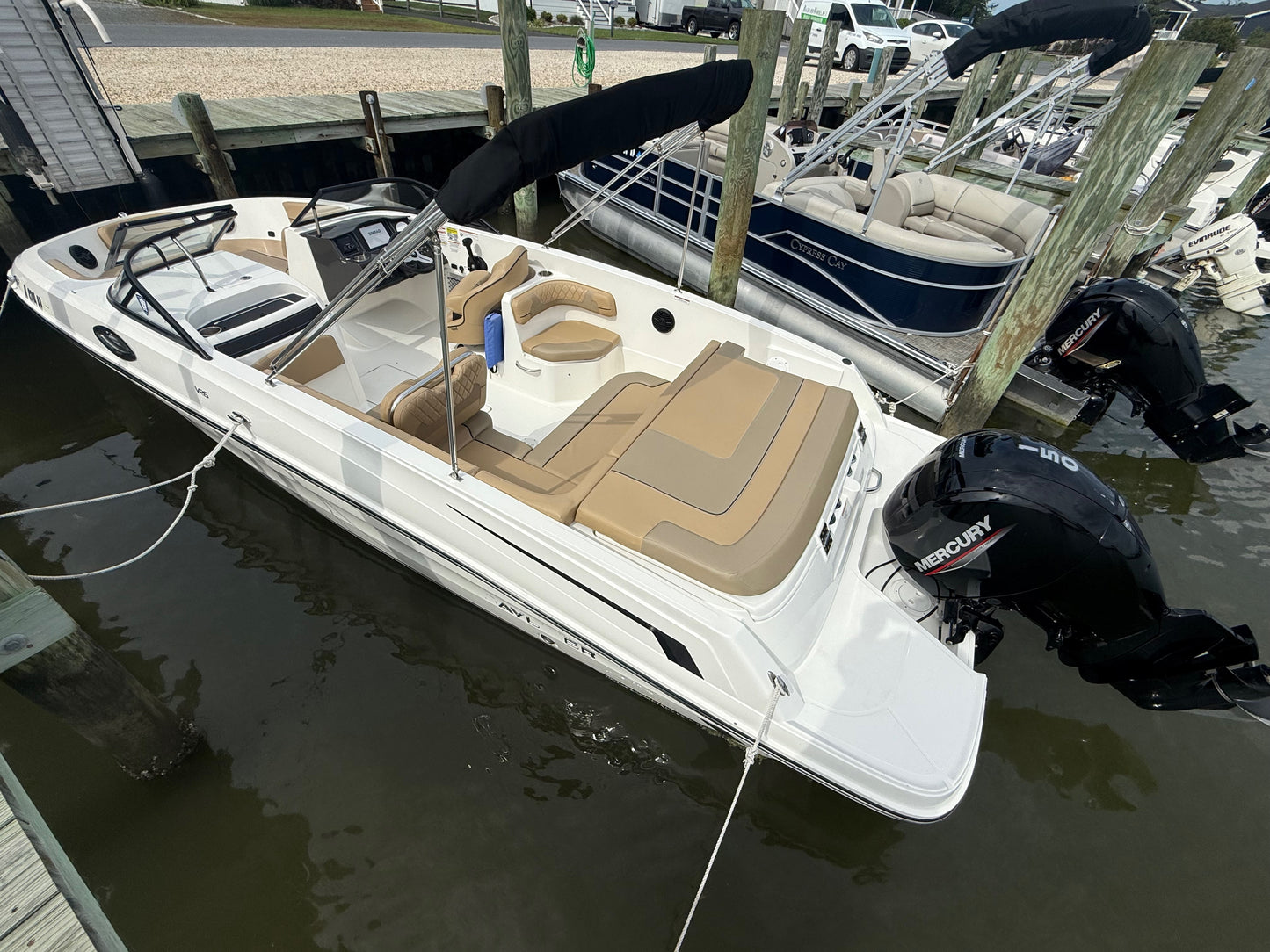 2025 Bayliner VR6 OB
