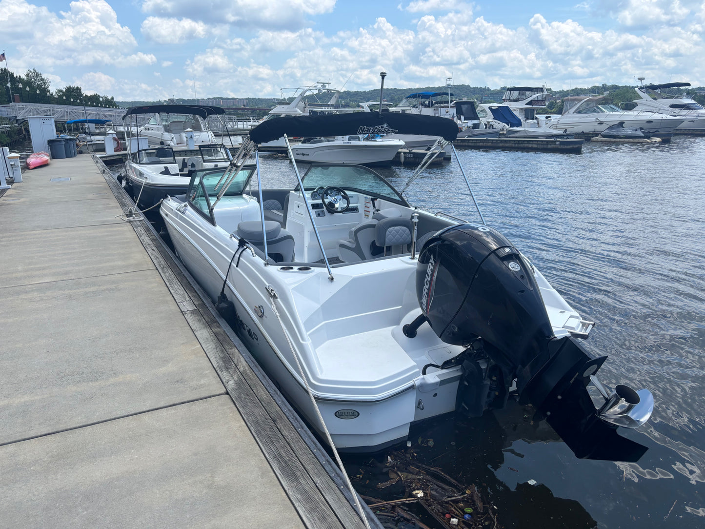 2025 Nauticstar  223 DC