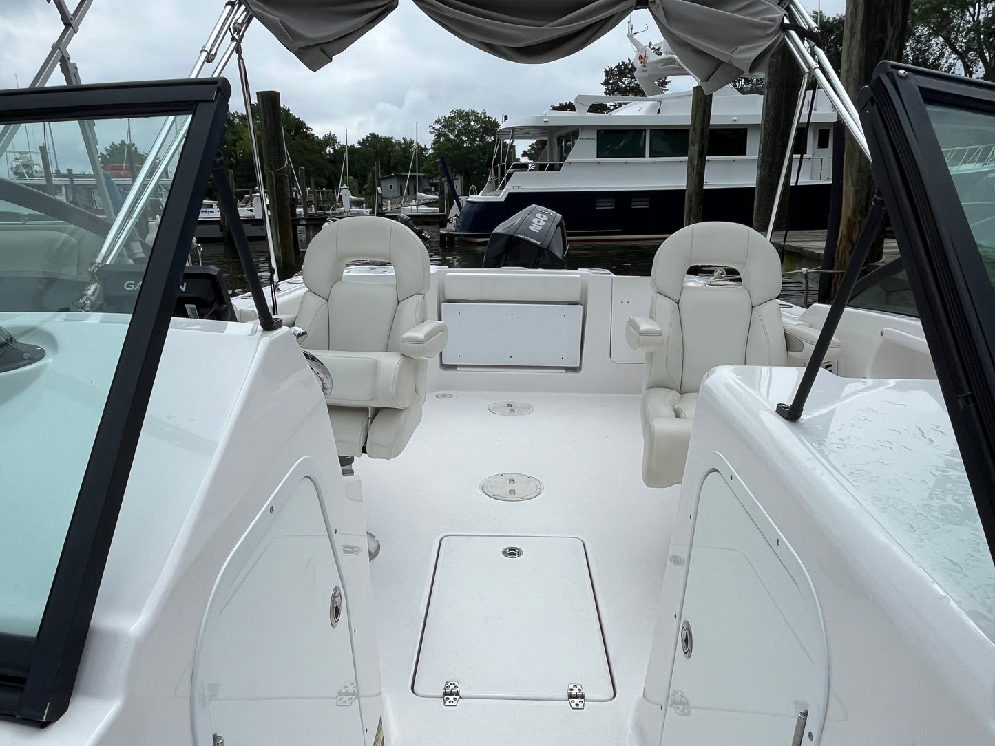 2024 Aquasport 22 Center Console