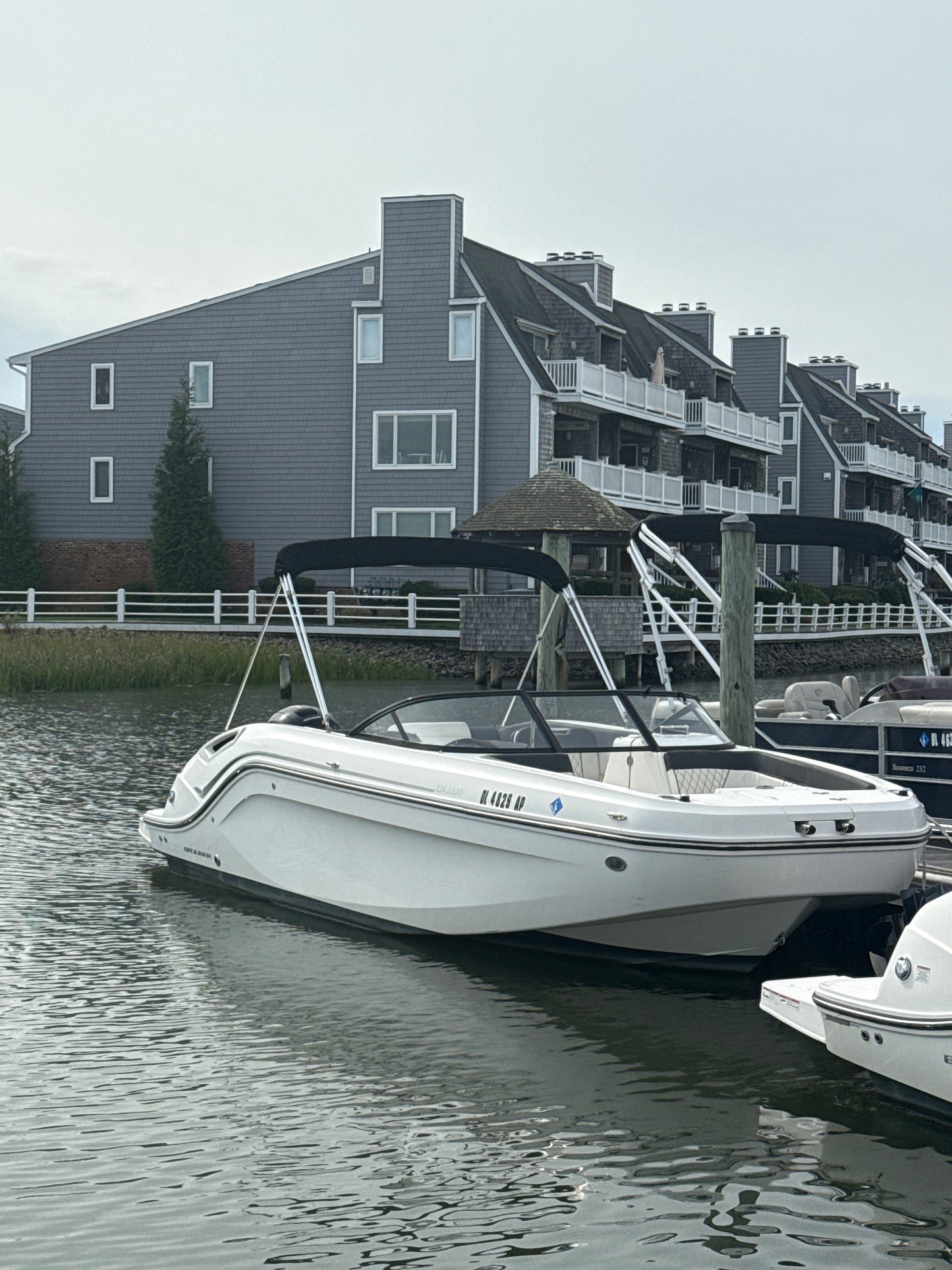 2023 Bayliner DX 2200 Deck Boat
