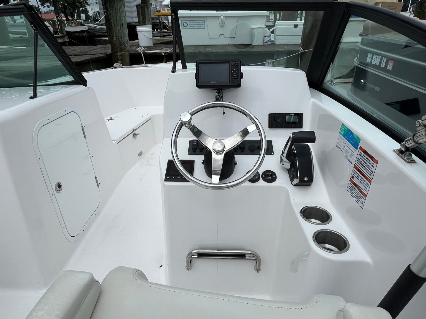 2024 Aquasport 22 Center Console