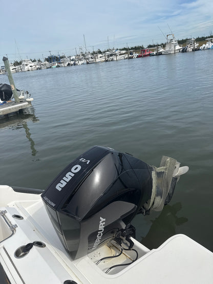 2023 Trophy T24 Center Console