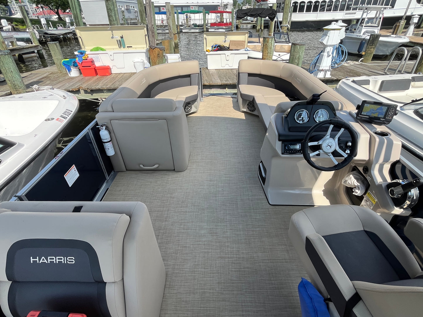2025 Harris HCX23