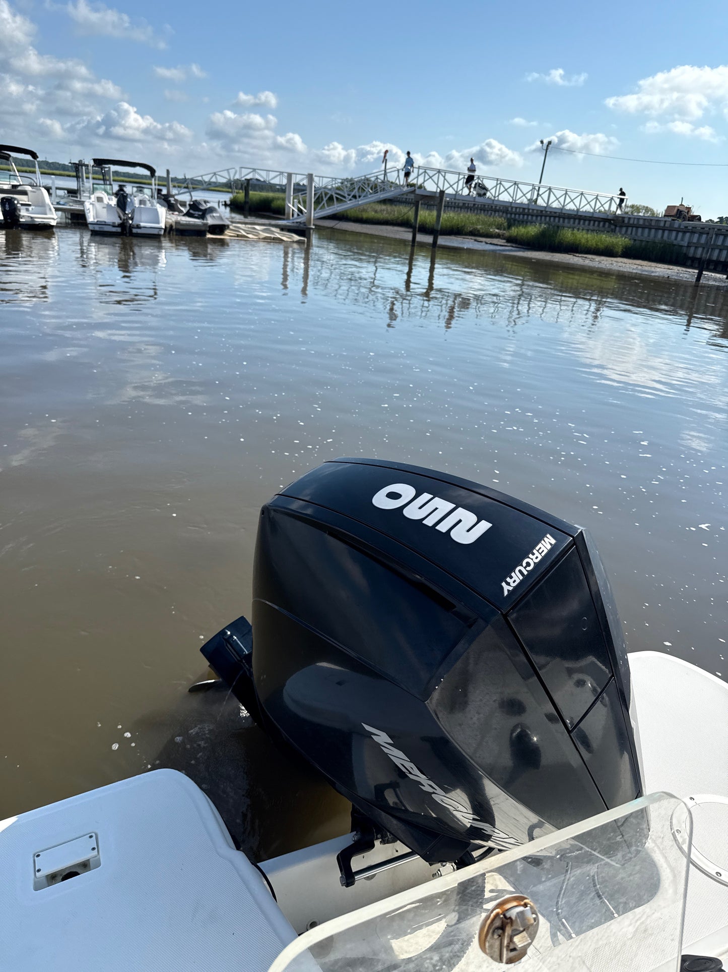 2023 Trophy T24 Center Console