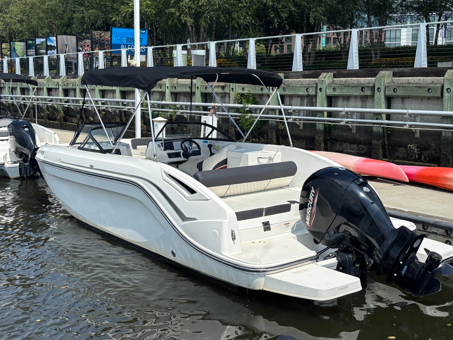 2023 Bayliner DX 2200