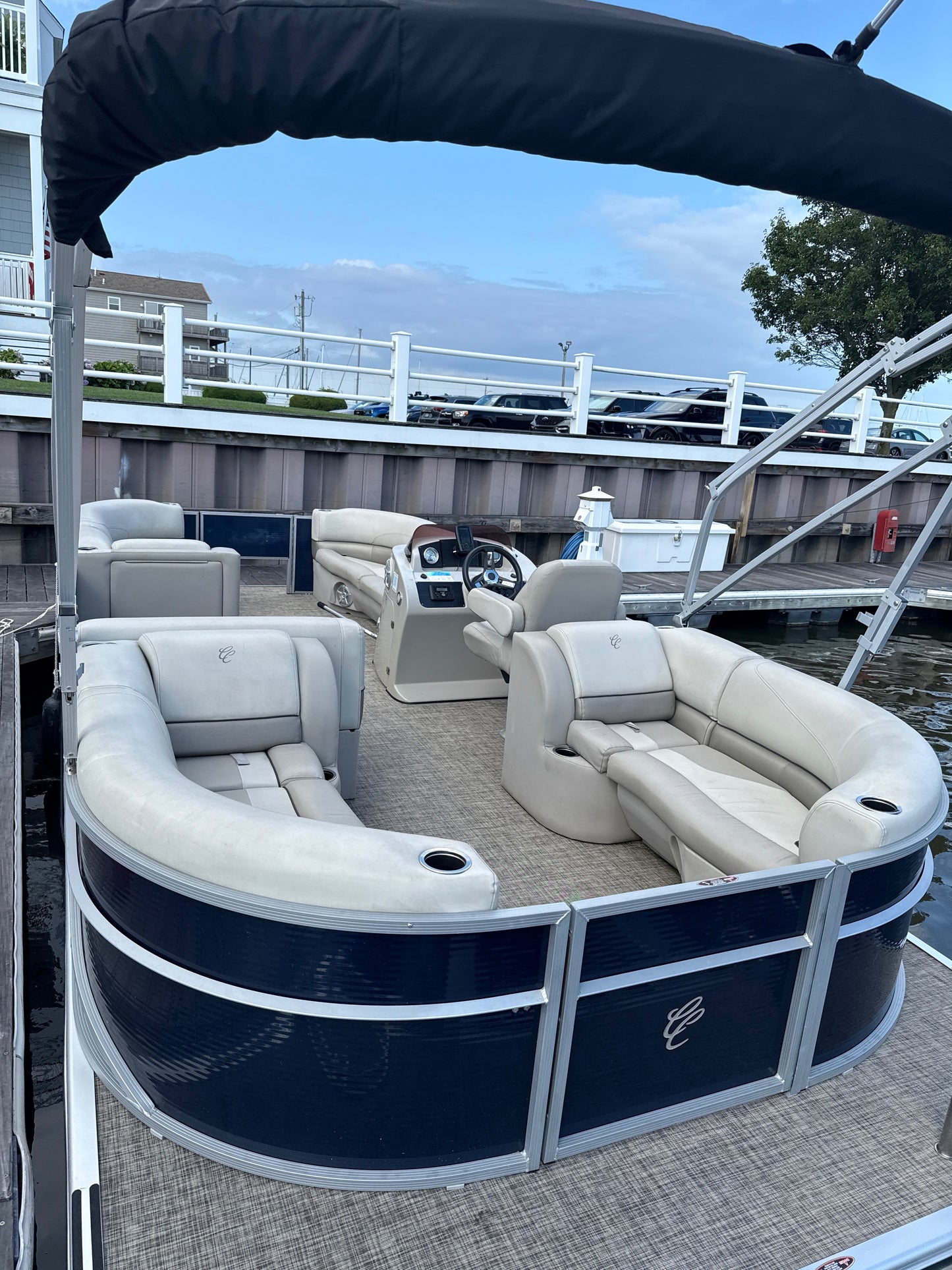 2023 Cypress Cay Seabreeze 232 Tritoon