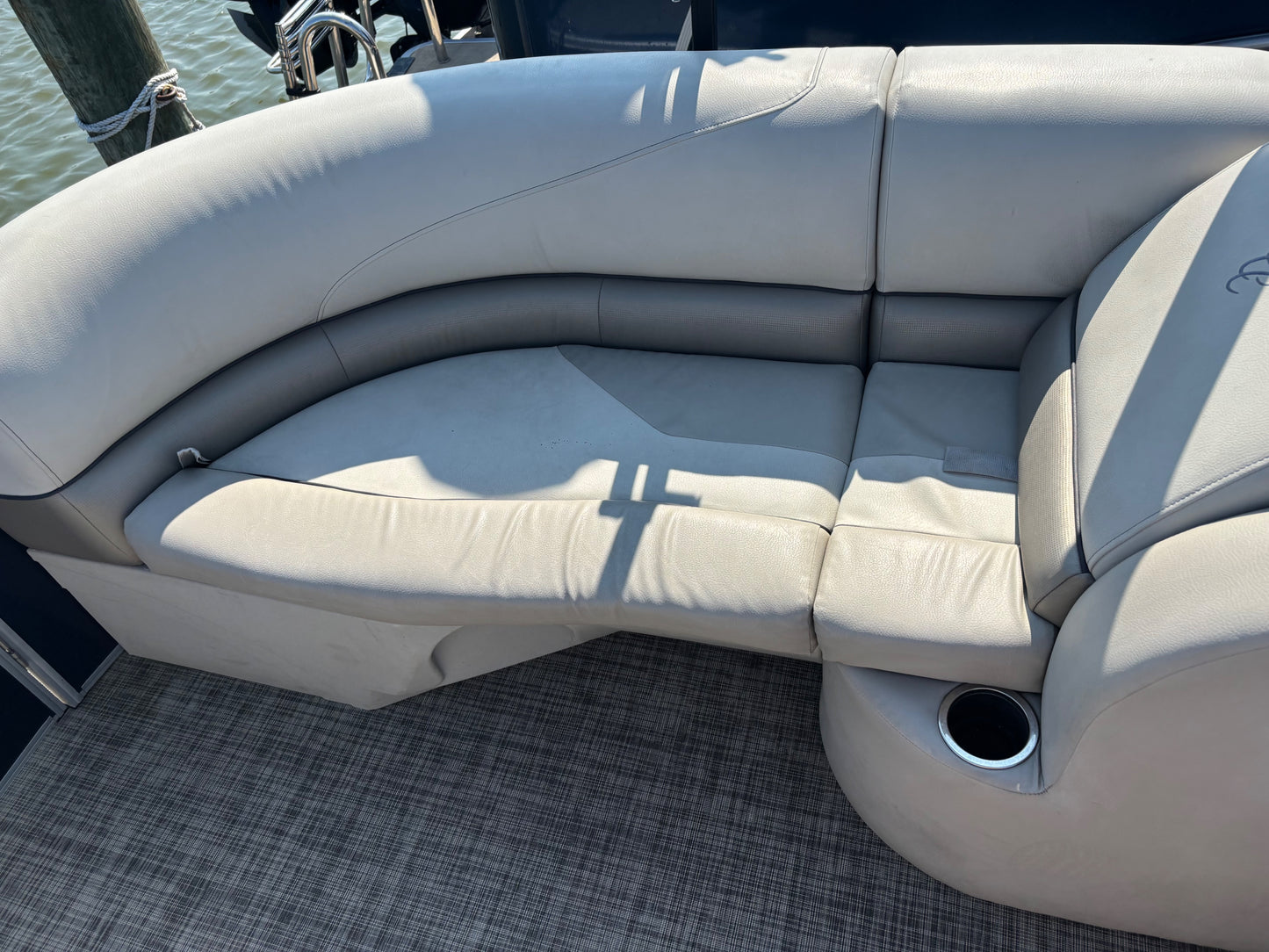 2023 Cypress Cay Seabreeze 232 Pontoon