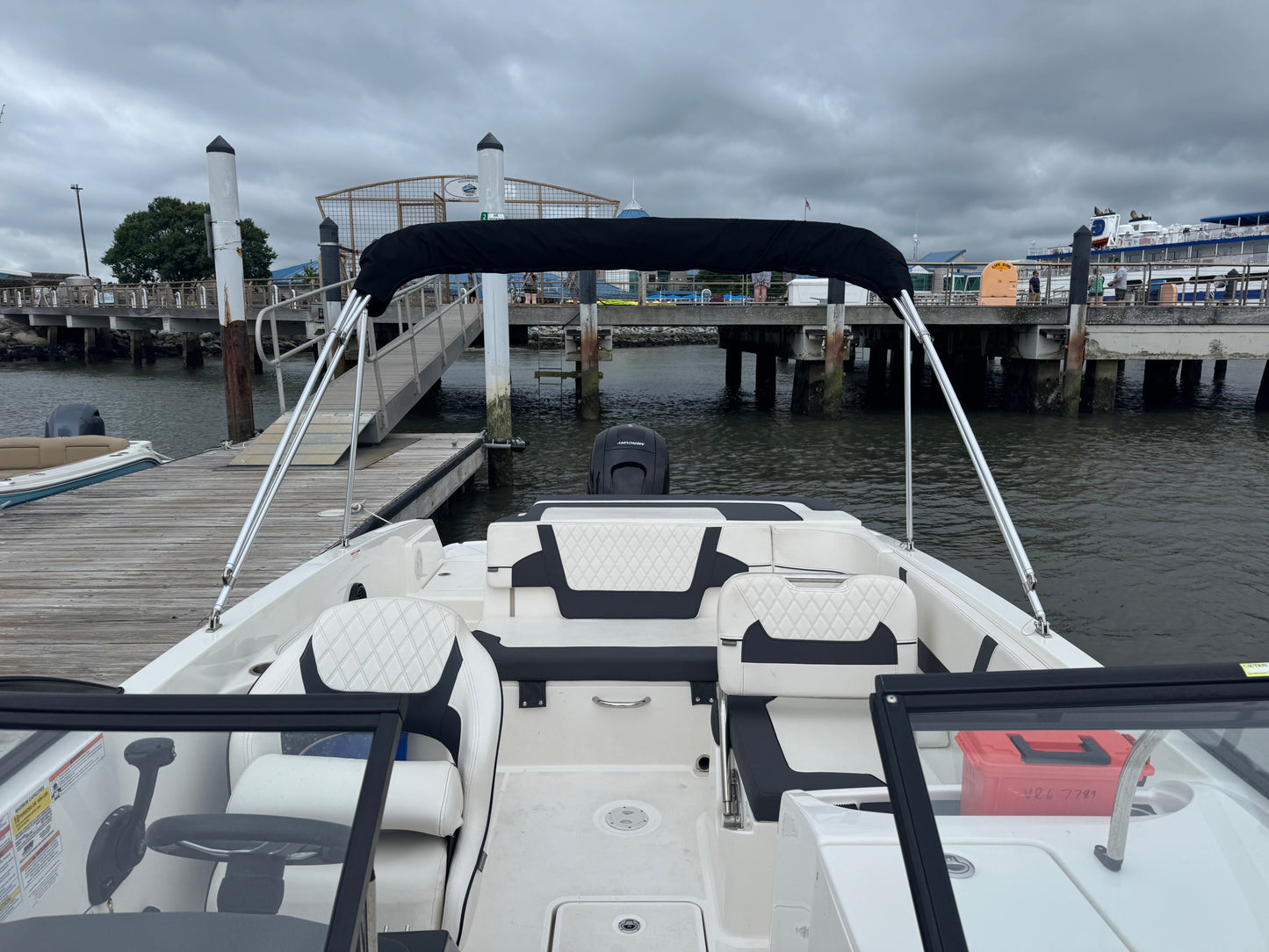 2024 Bayliner VR6 OB