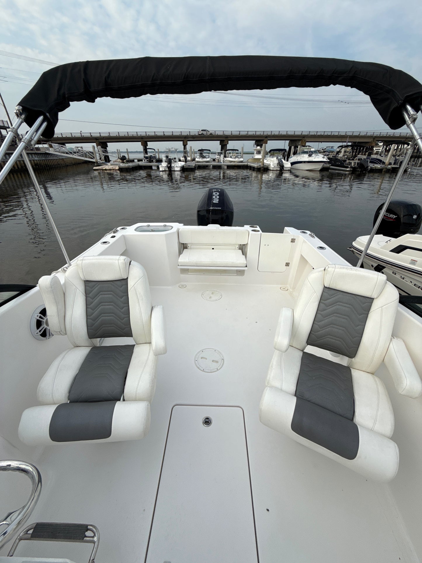 2024 Aquasport 22 Dual Console