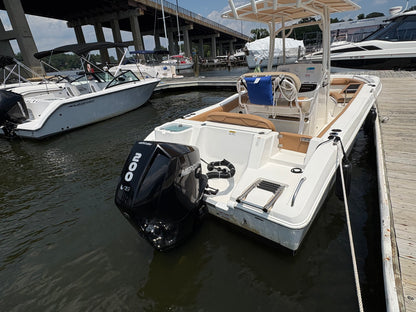 2023 Nauticstar 22L Center Console