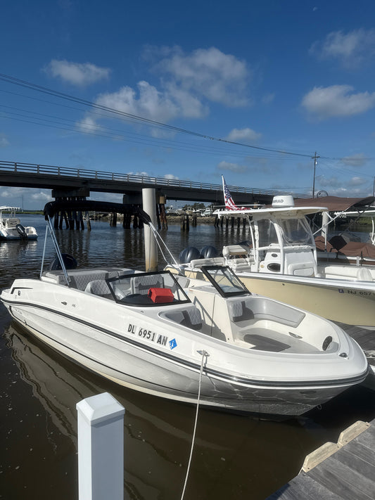 2022 Bayliner VR6 OB Bowrider