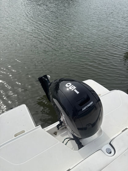2023 Bayliner DX 2200 Deck Boat