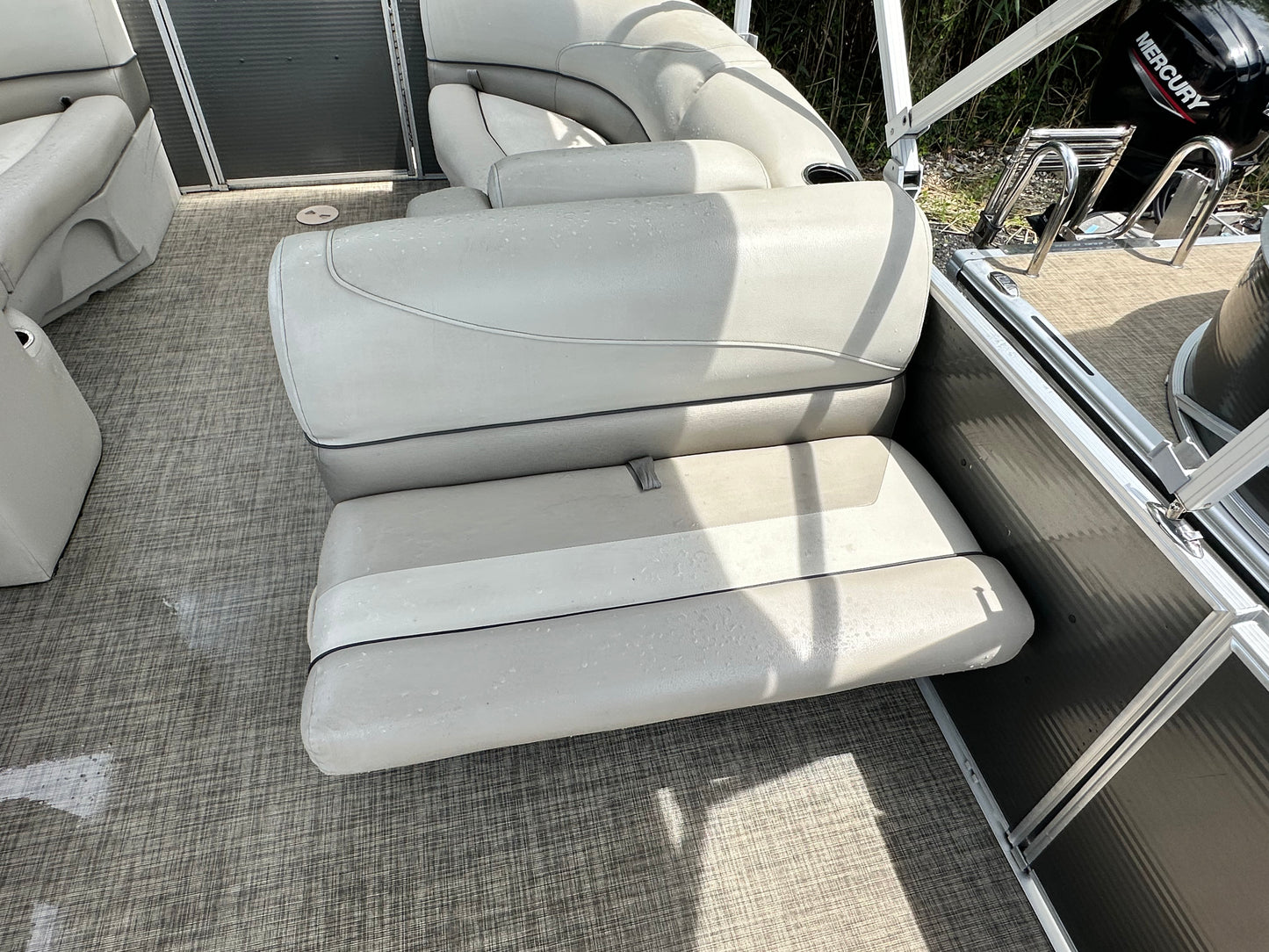 2022 Cypress Cay Seabreeze 232 Pontoon