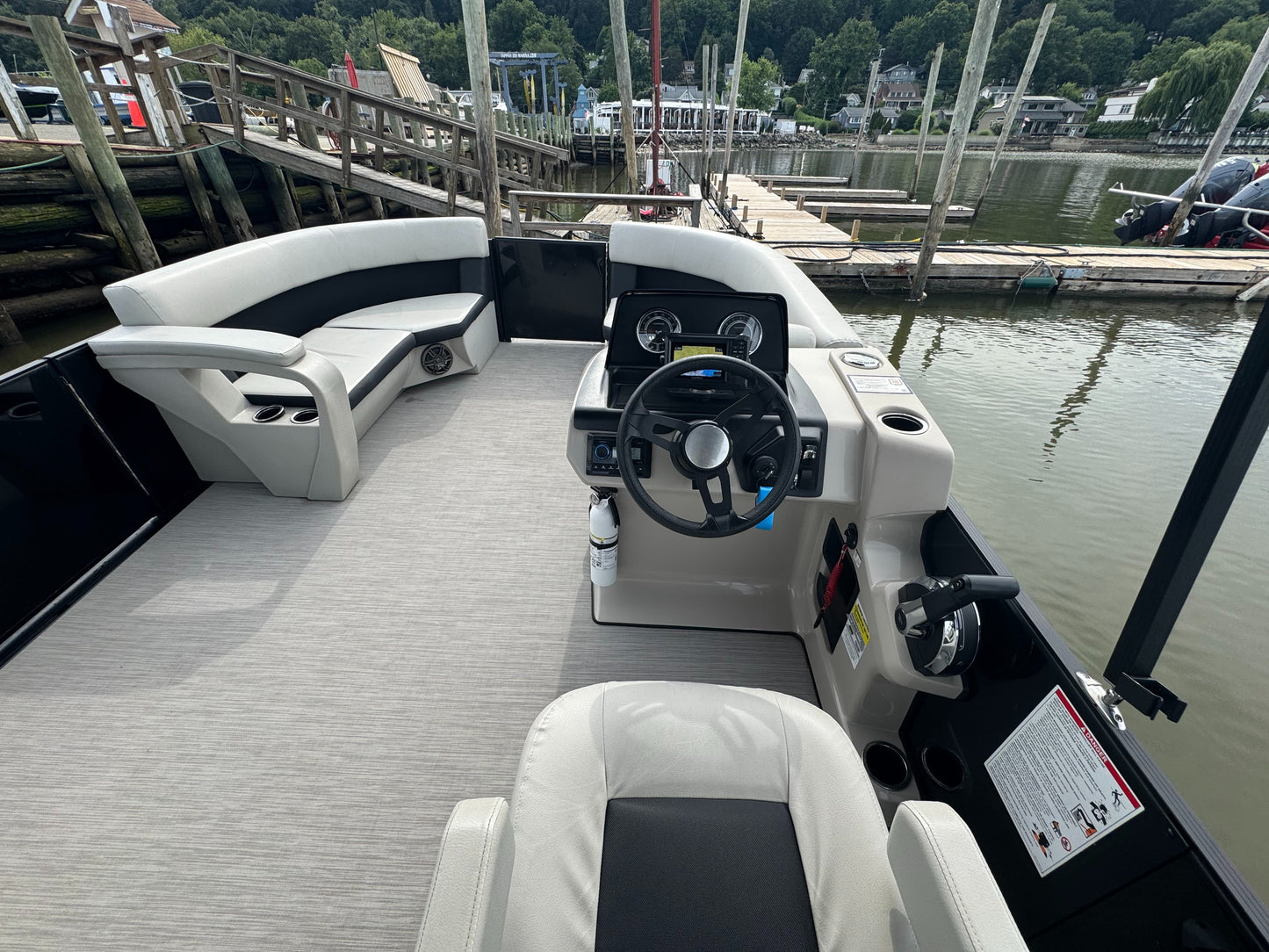 2024 Harris Breeze 230 Tritoon