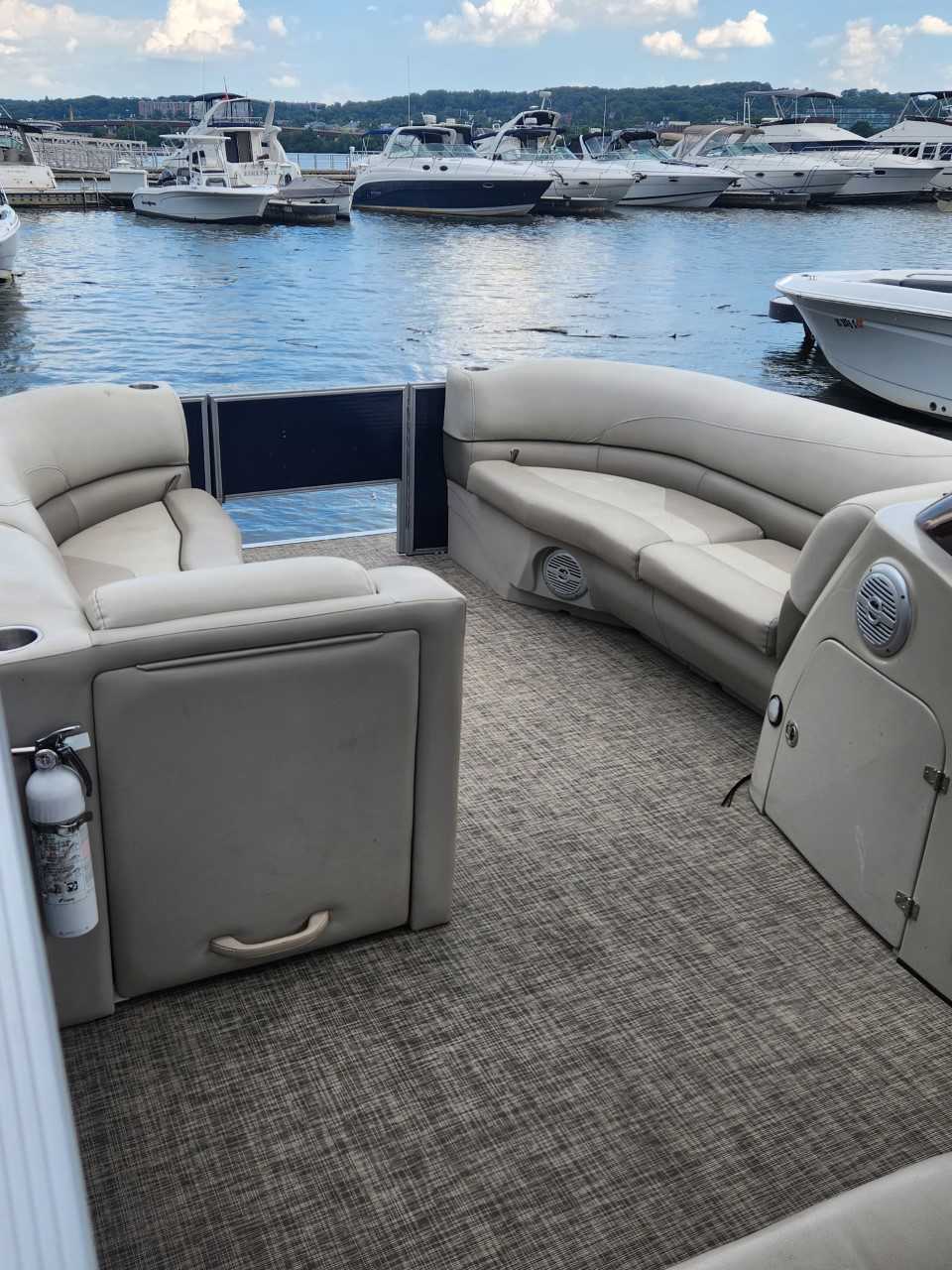 2023 Cypress Cay Seabreeze 232 Pontoon