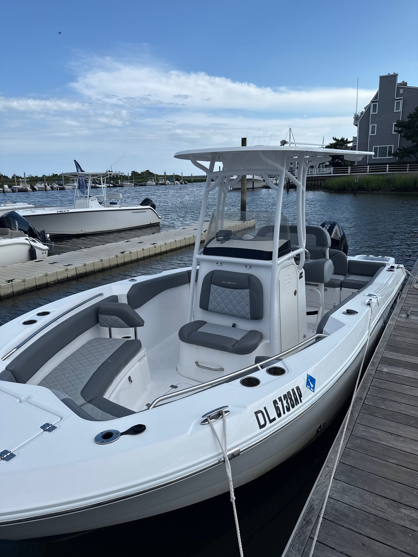 2024 Nauticstar 22L