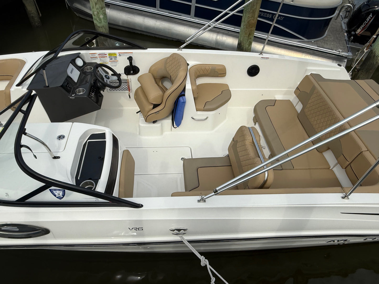 2025 Bayliner VR6 OB
