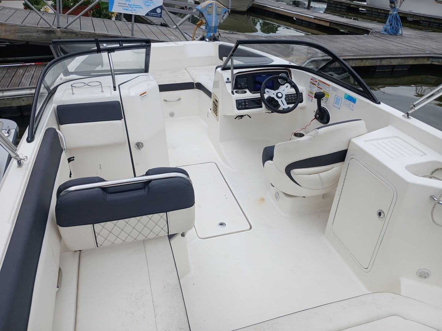 2023 Bayliner DX 2200