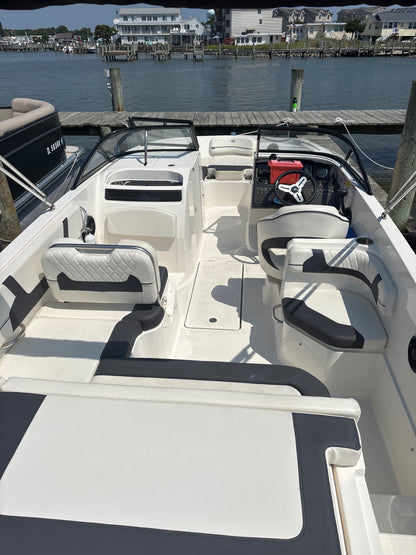 2024 Bayliner VR6 OB