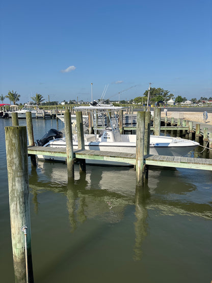 2023 Aquasport 22CC Center Console
