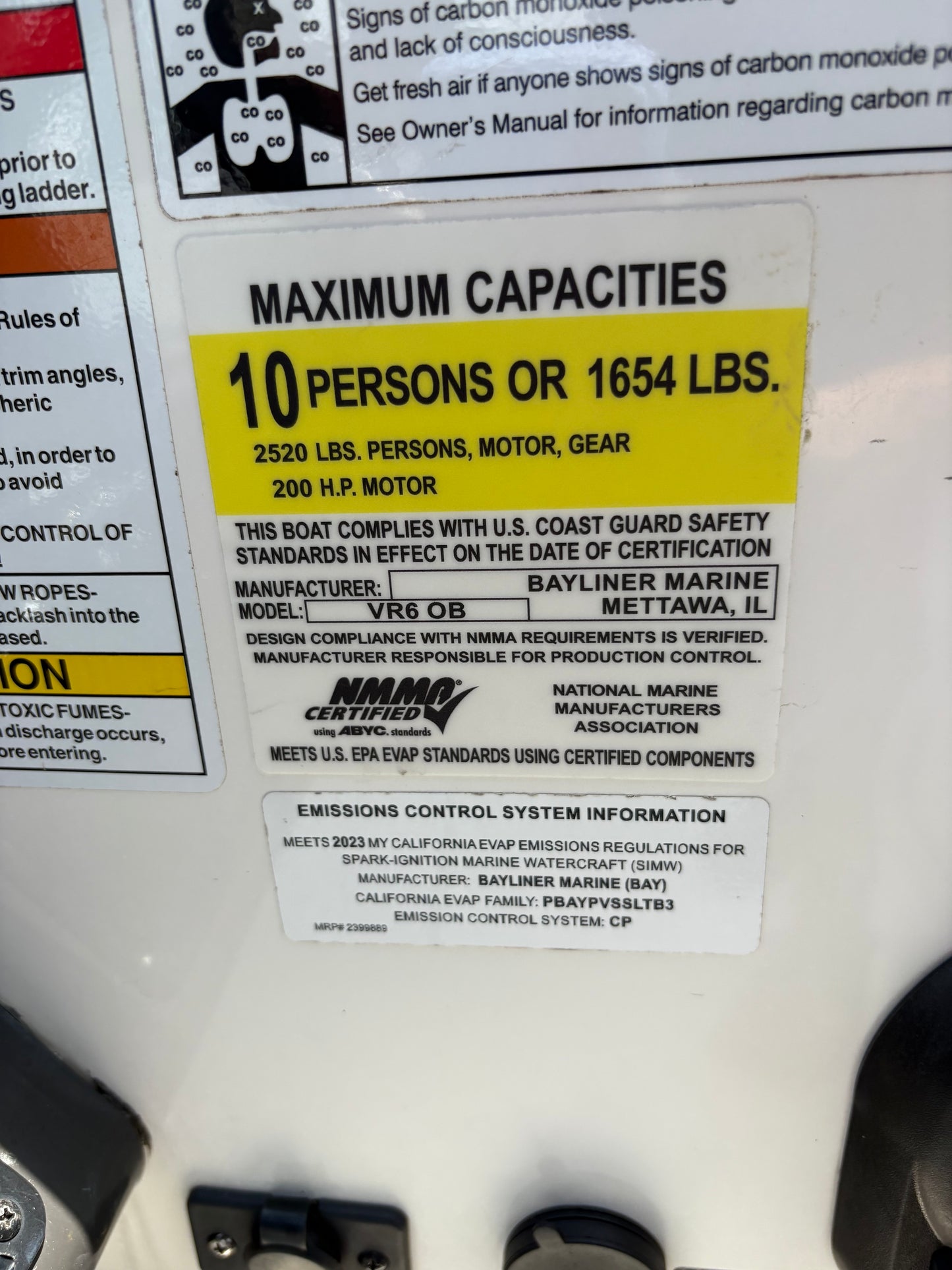 2023 Bayliner VR6 OB