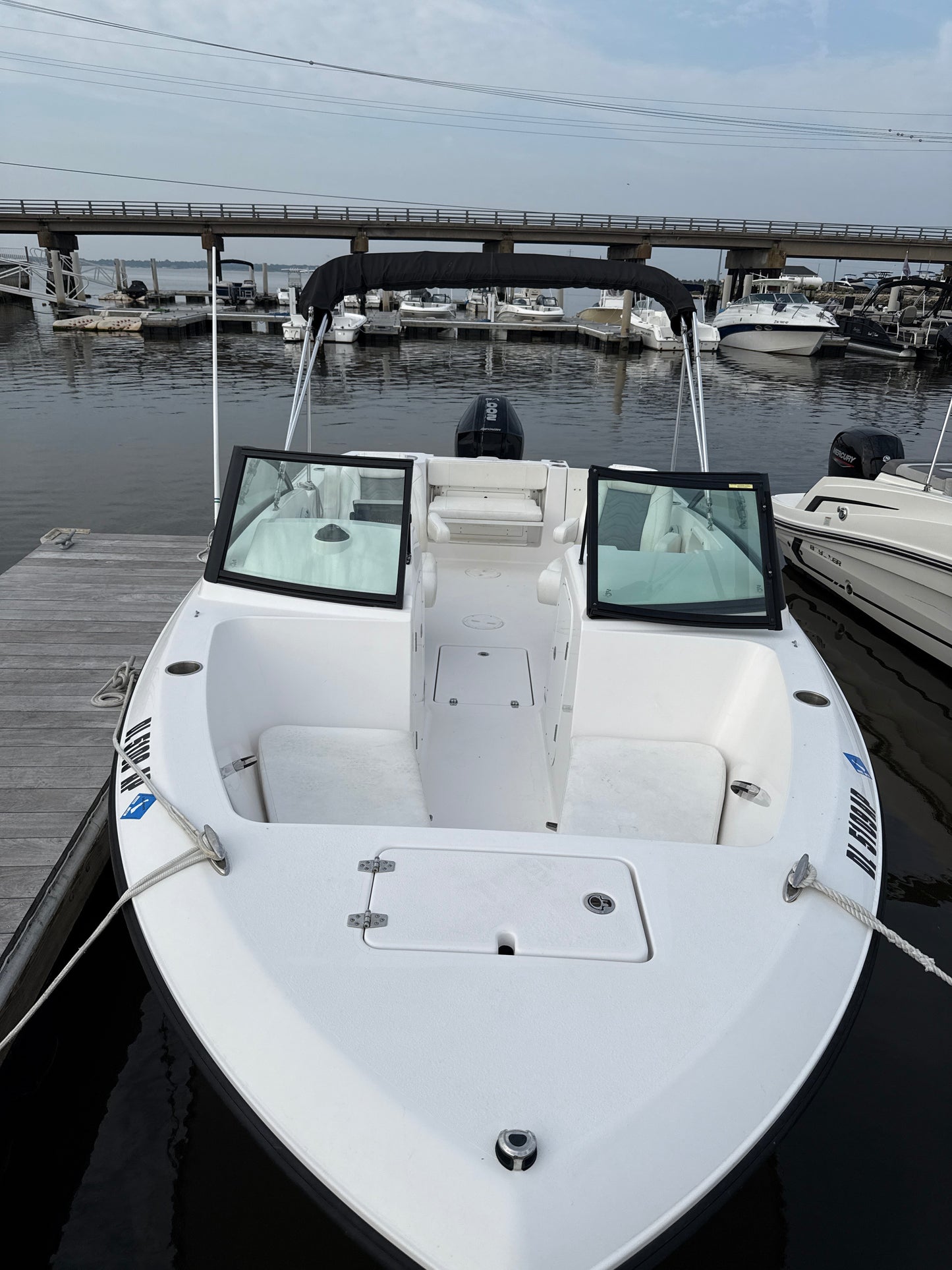 2024 Aquasport 22 Dual Console