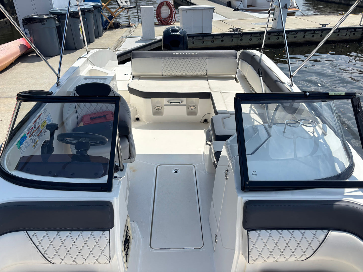 2023 Bayliner DX 2200