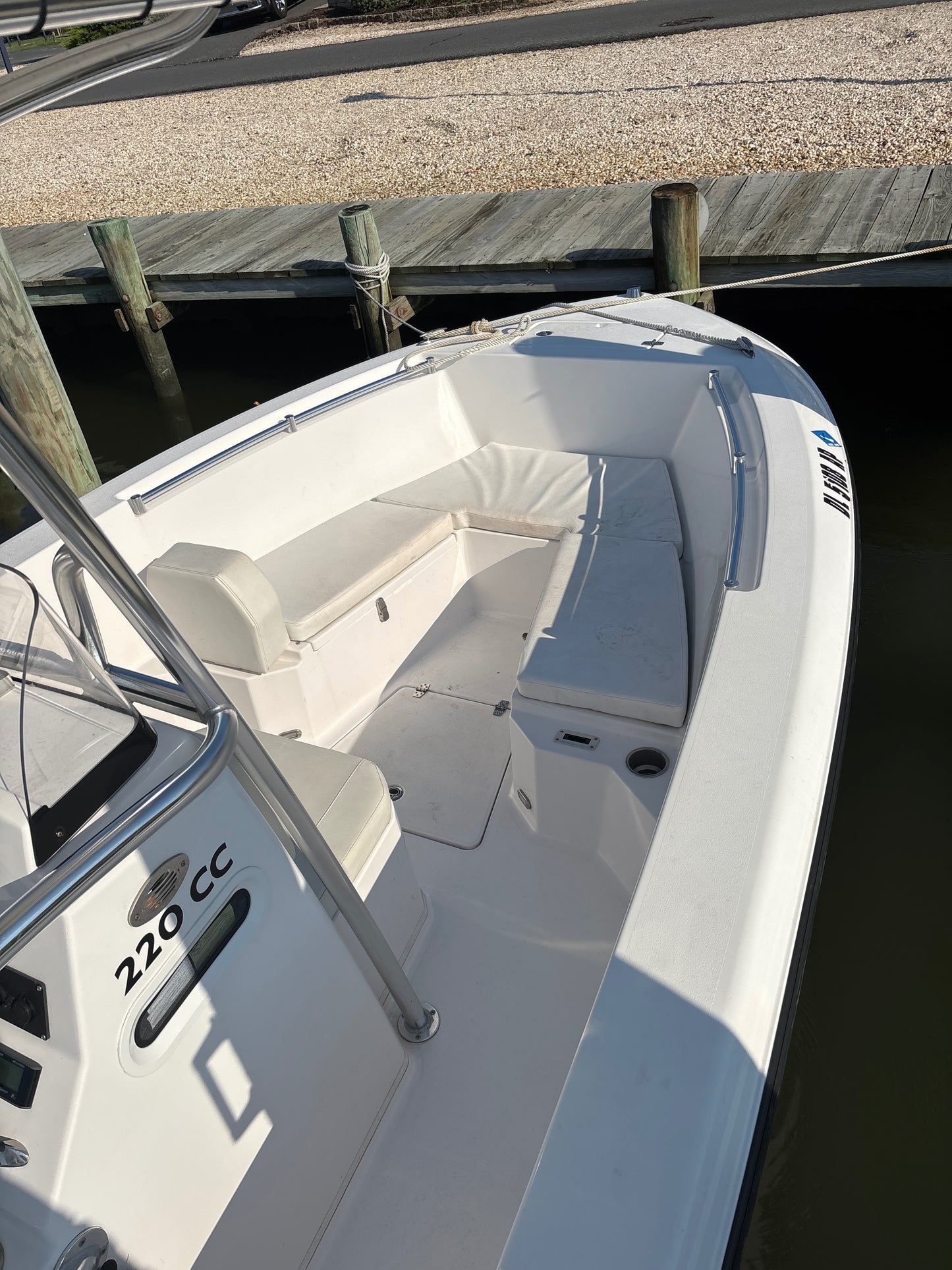2023 Aquasport 22CC Center Console