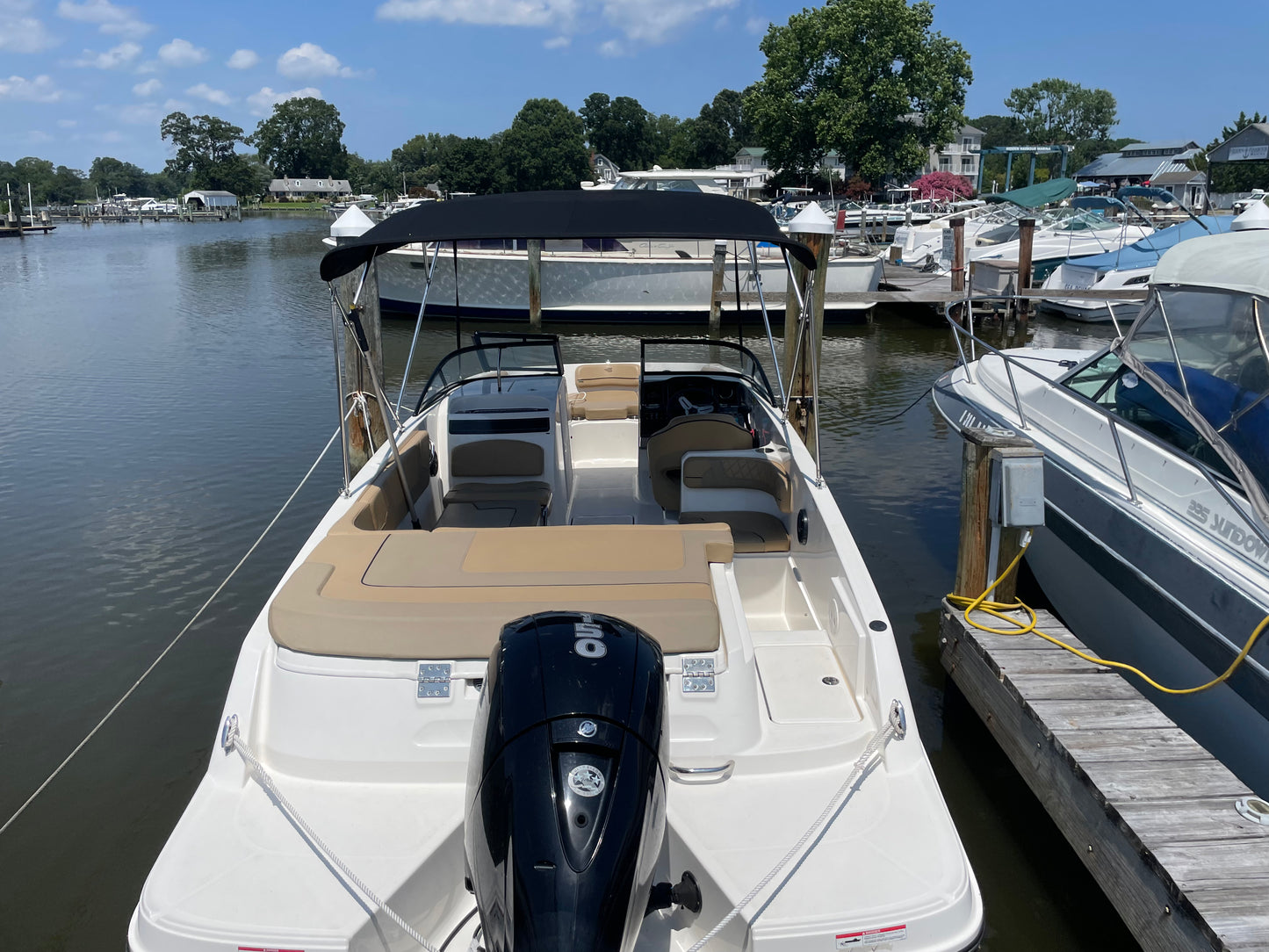 2025 Bayliner VR6 OB