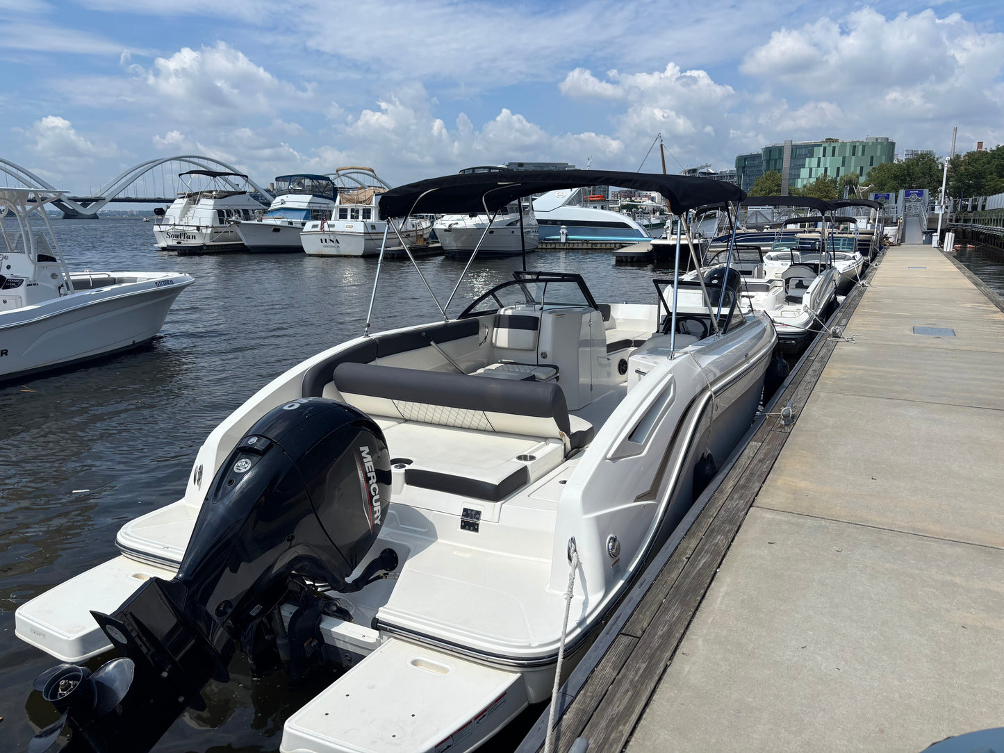 2023 Bayliner DX 2200