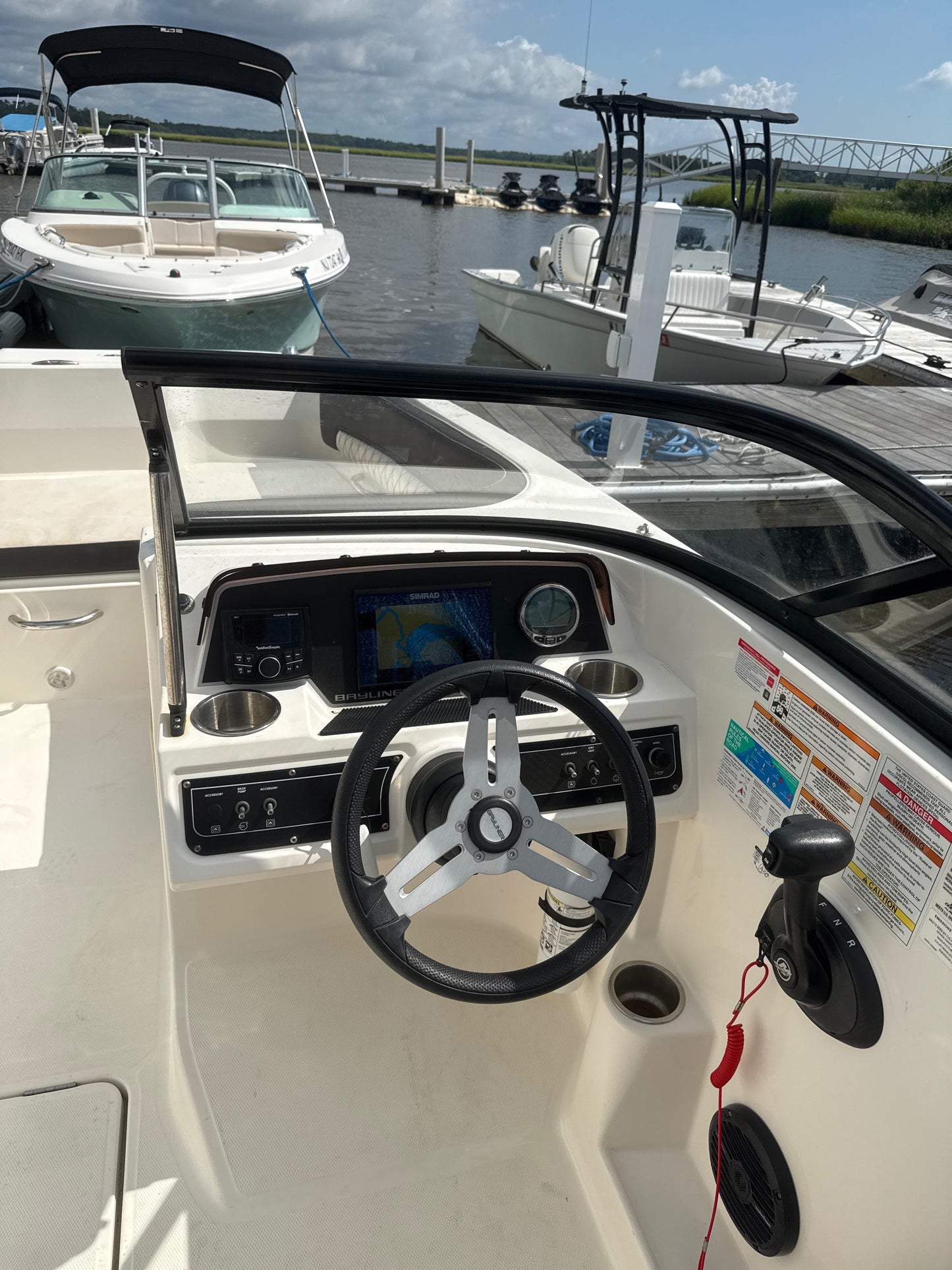 2023 Bayliner DX 2200 Deck Boat