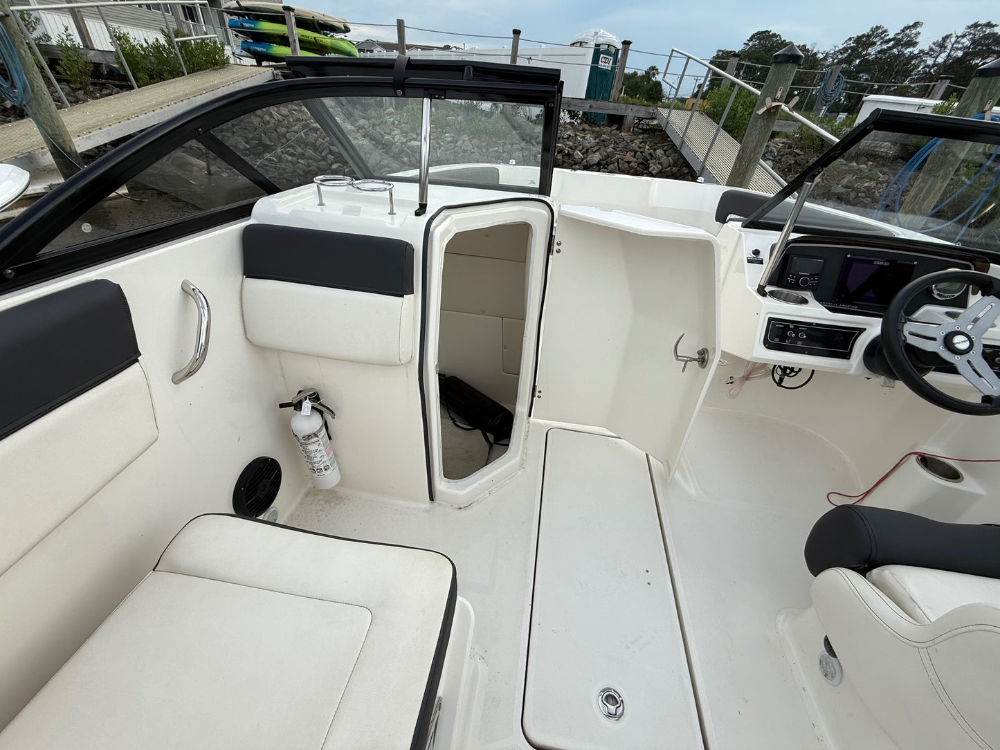 2023 Bayliner DX 2200