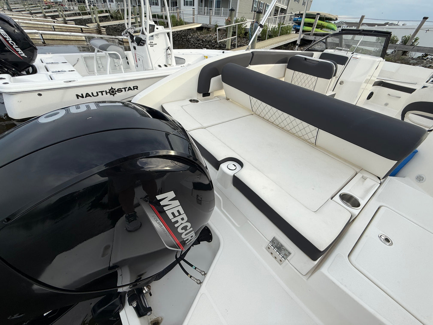 2023 Bayliner DX 2200