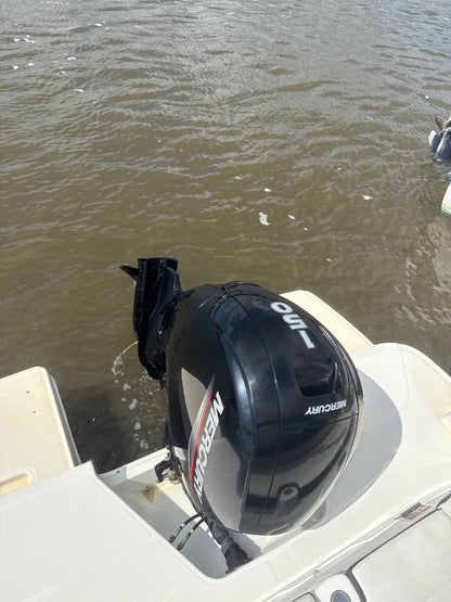 2023 Bayliner DX 2200 Deck Boat