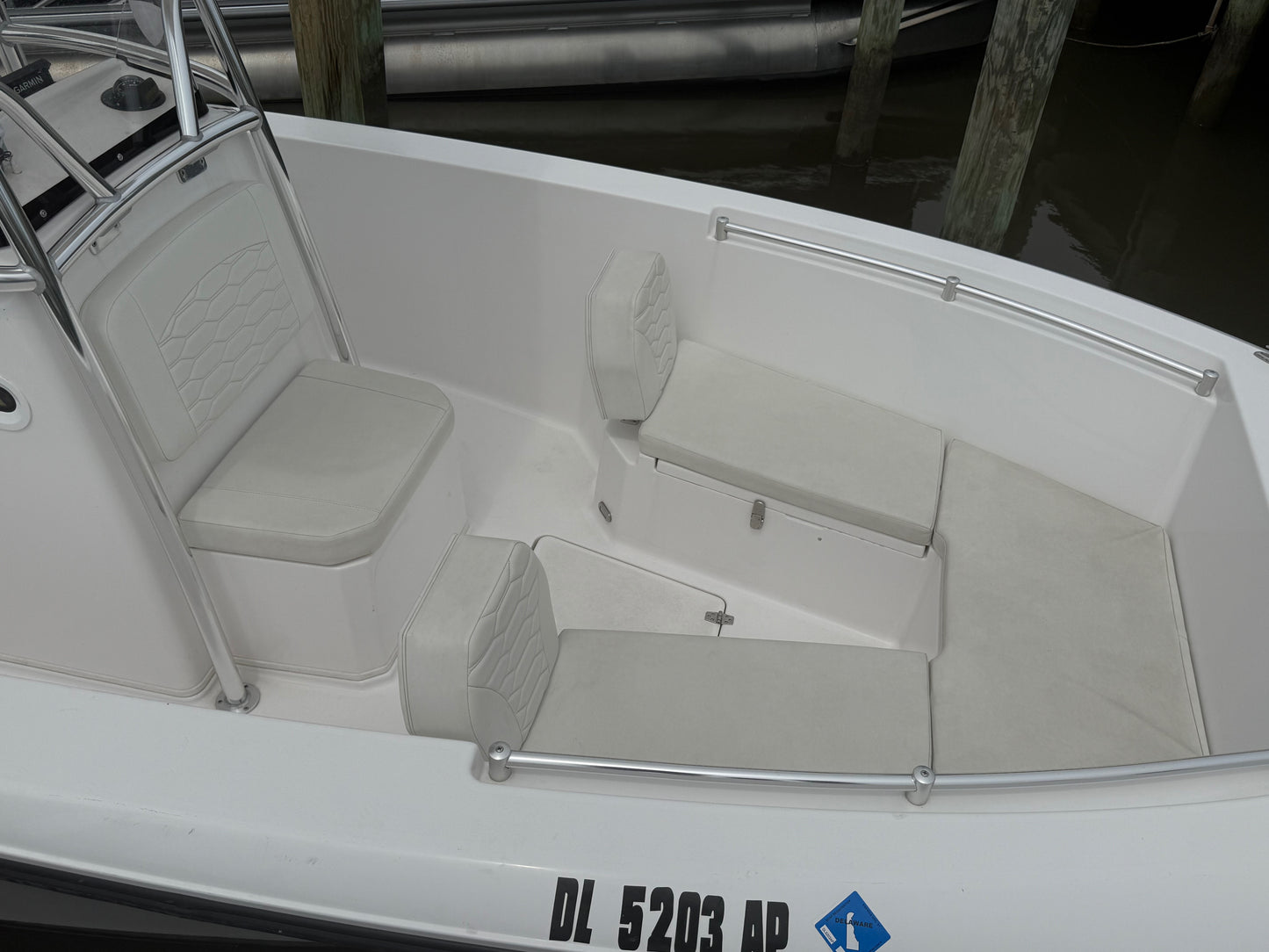 2024 Aquasport 22 Center Console