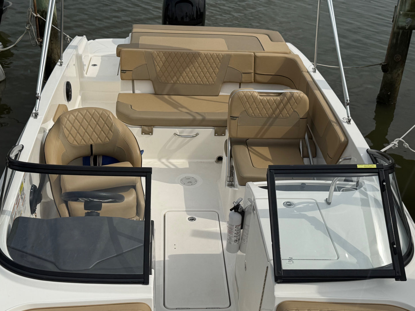 2025 Bayliner VR6 OB