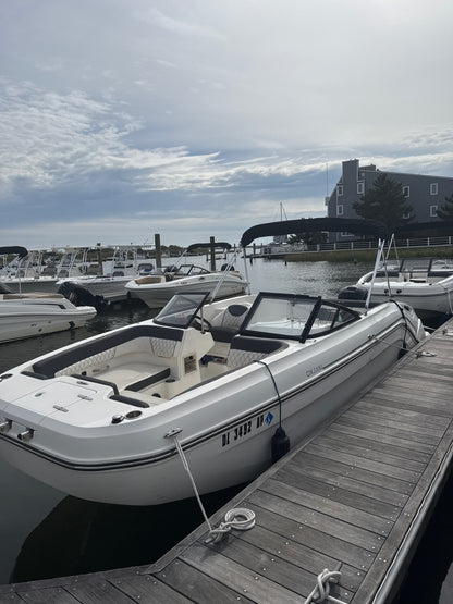2023 Bayliner DX 2200 Deck Boat