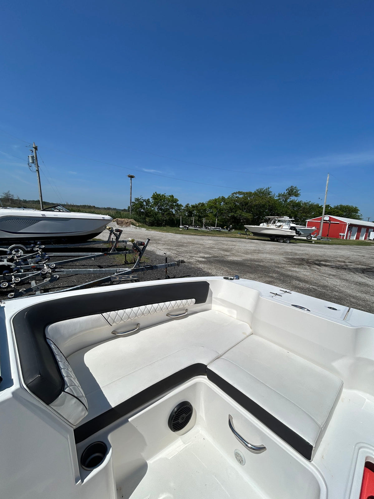 2023 Bayliner DX 2200