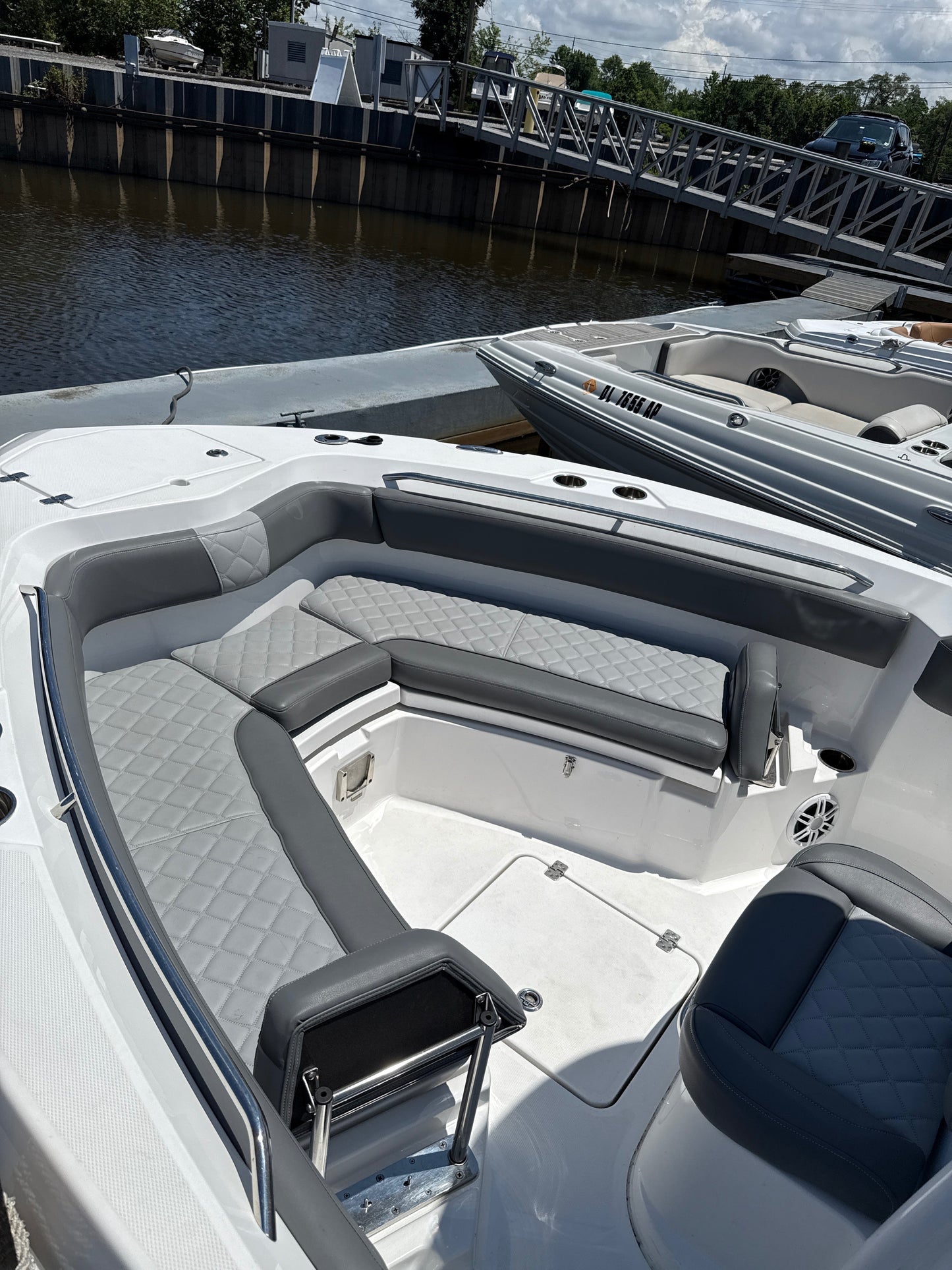 2024 Nauticstar 22L